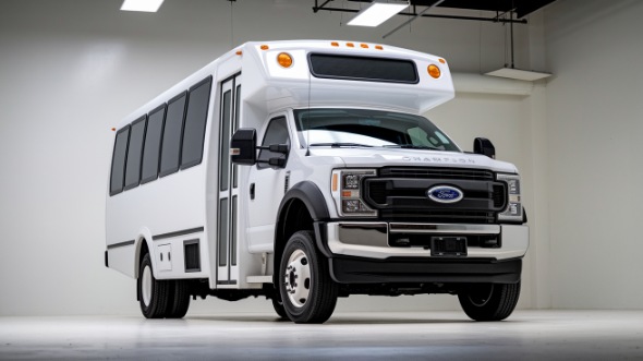 15 passenger minibus